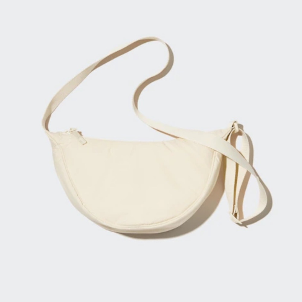 UNIQLO Round Mini Shoulder Bag